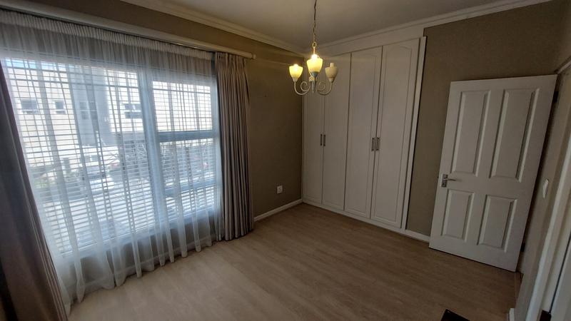 2 Bedroom Property for Sale in Durbanville Western Cape